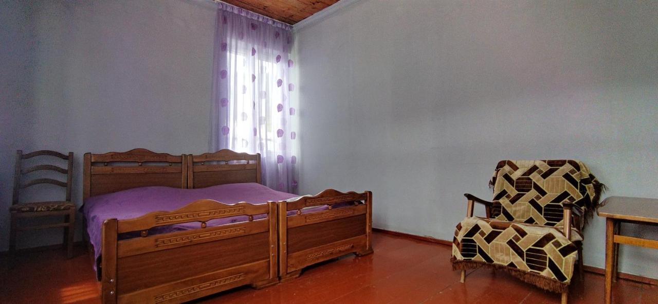 Guest House Katia Mestia Luaran gambar
