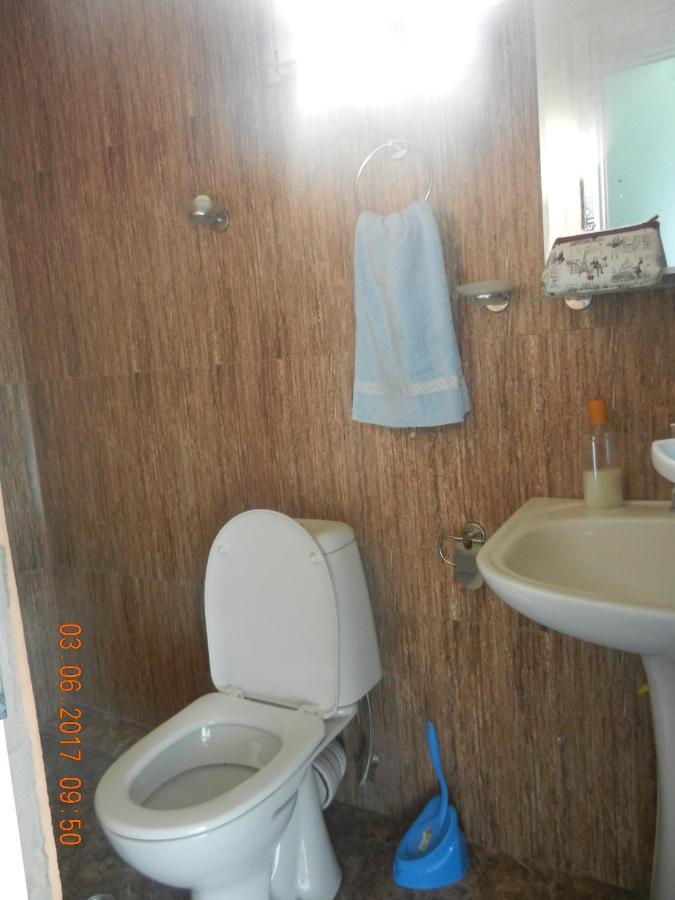 Guest House Katia Mestia Luaran gambar