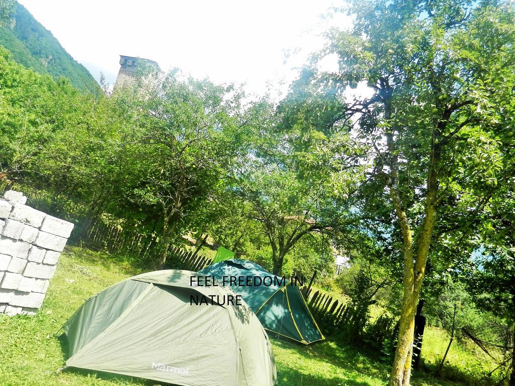 Guest House Katia Mestia Luaran gambar