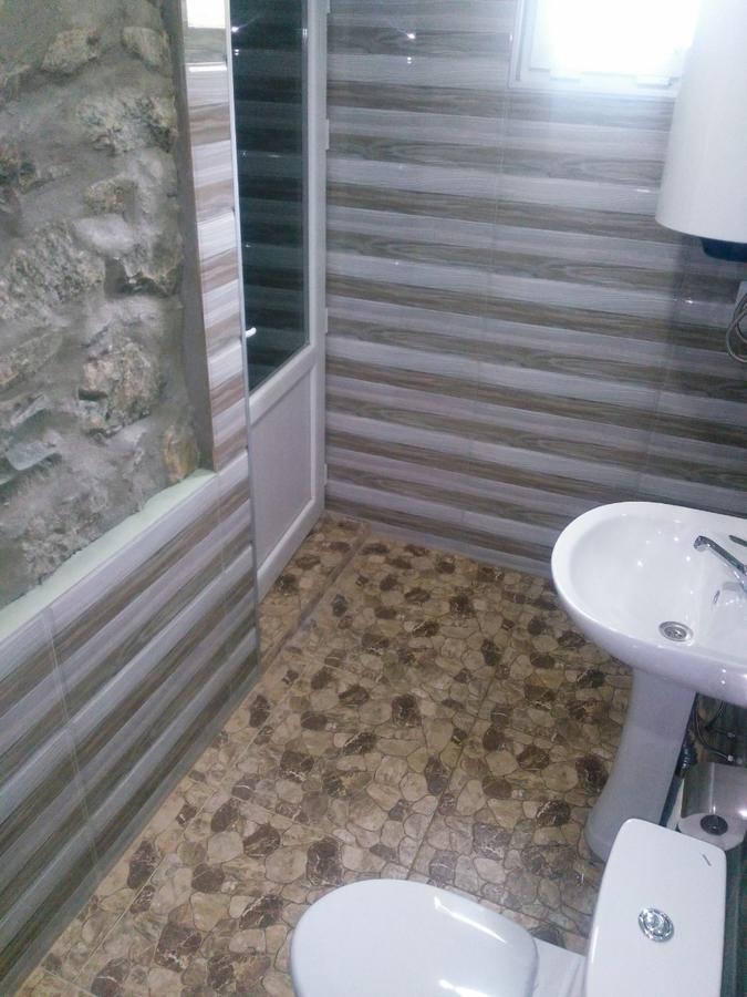 Guest House Katia Mestia Luaran gambar